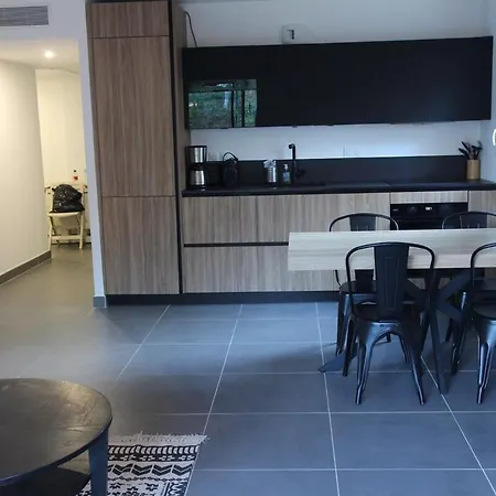 Cape Brun Apartment *